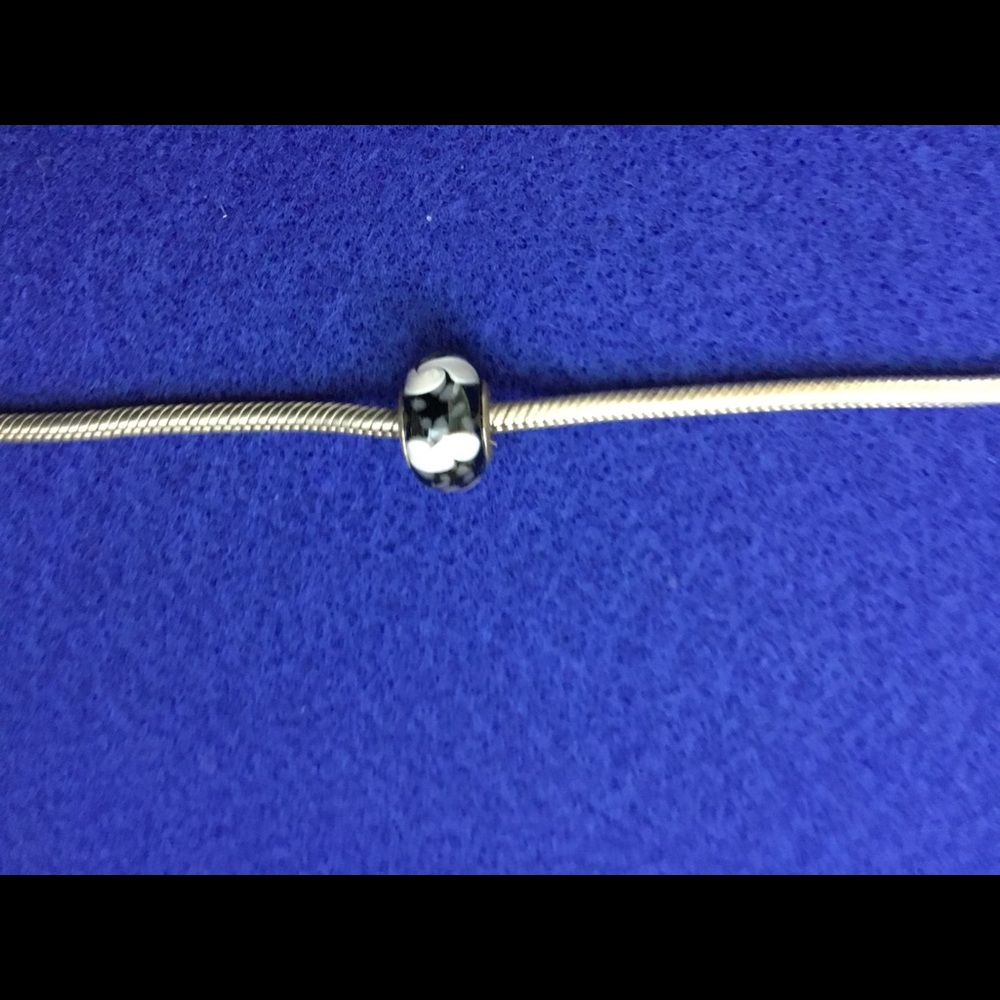 Glass Chamilia type bead